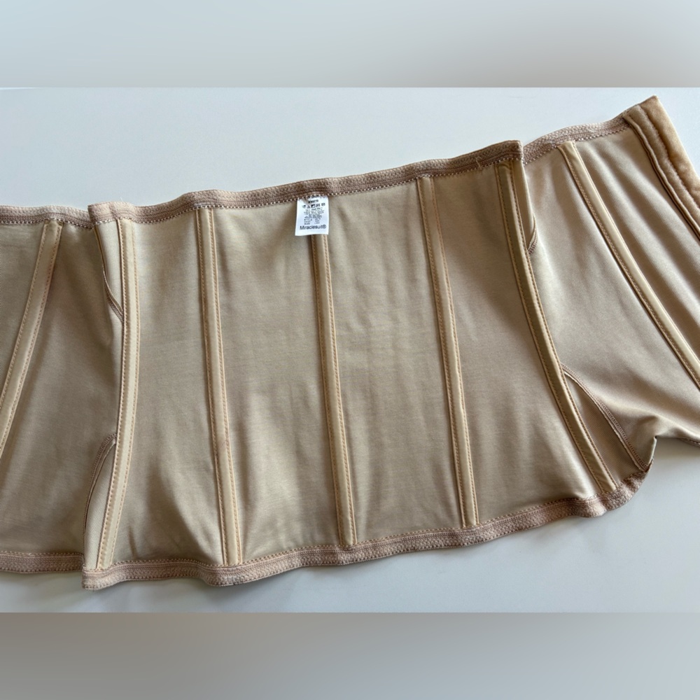 Miraclesuit Inches Off Shapewear Waist Trainer Cincher Corset Warm Beige L - Picture 4 of 10